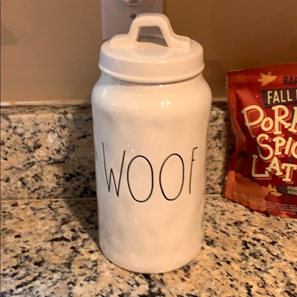 Rae Dunn canister